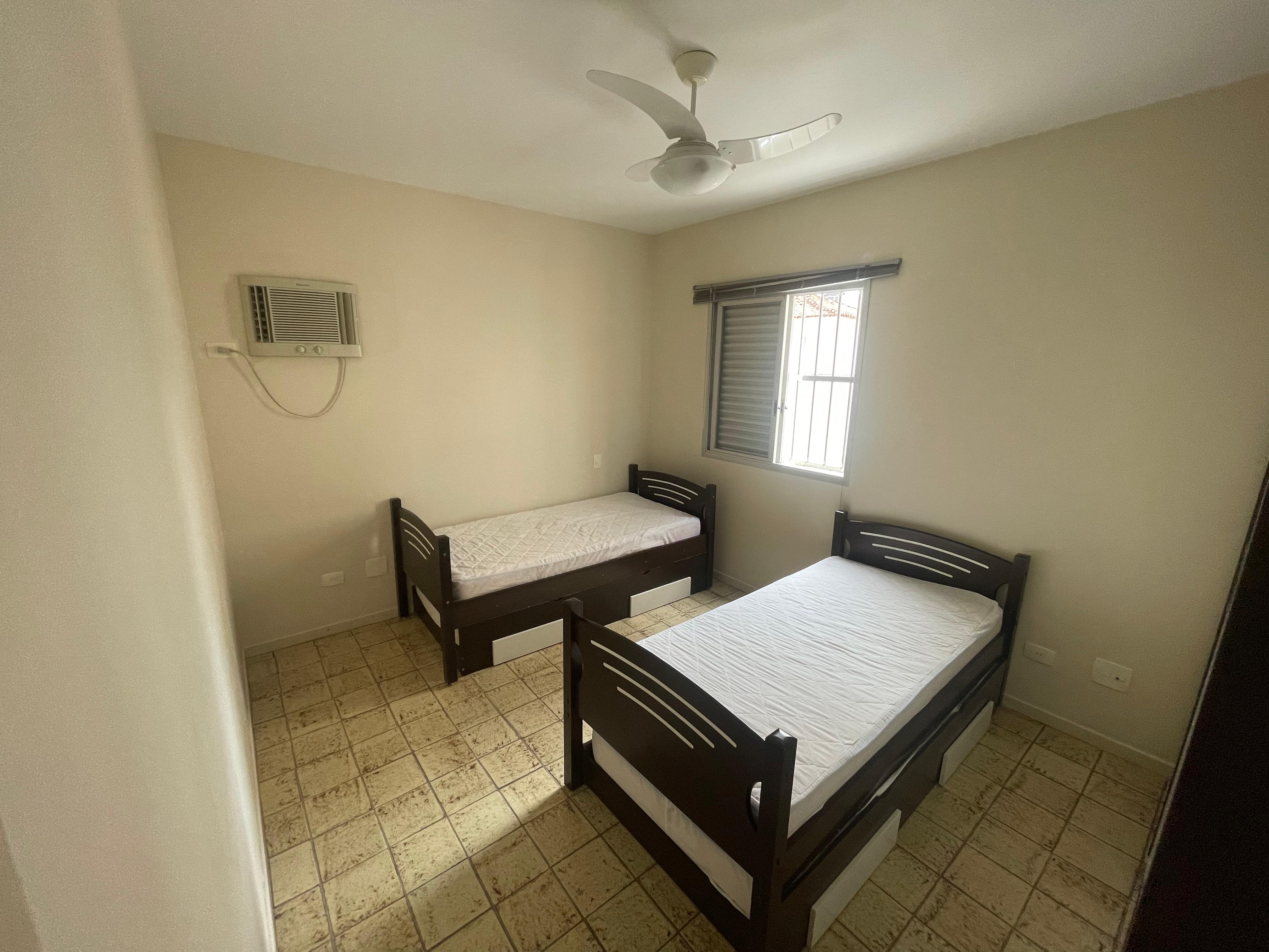 Imagem Apartamento com 3 Quartos à Venda, 73 m²em Enseada - Guarujá