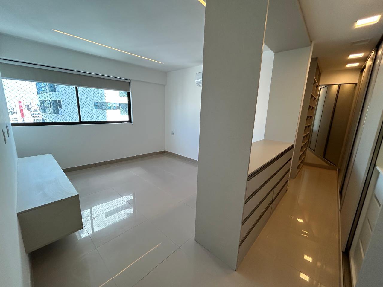 Imagem Apartamento com 4 Quartos para Alugar, 185 m² em Boa Viagem - Recife
