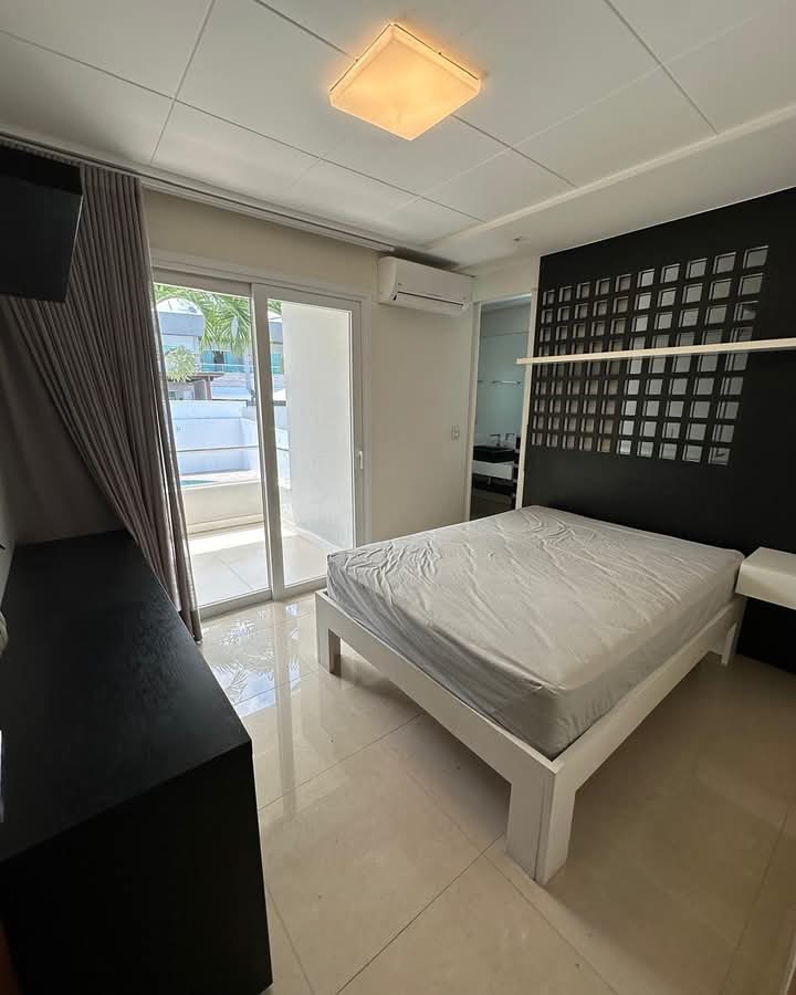Imagem Casa de Condomínio com 4 Quartos para Alugar, 350 m²em Vila de Abrantes (Abrantes) - Camaçari Imagem Casa de Condomínio com 4 Quartos para Alugar, 350 m²em Vila de Abrantes (Abrantes) - Camaçari