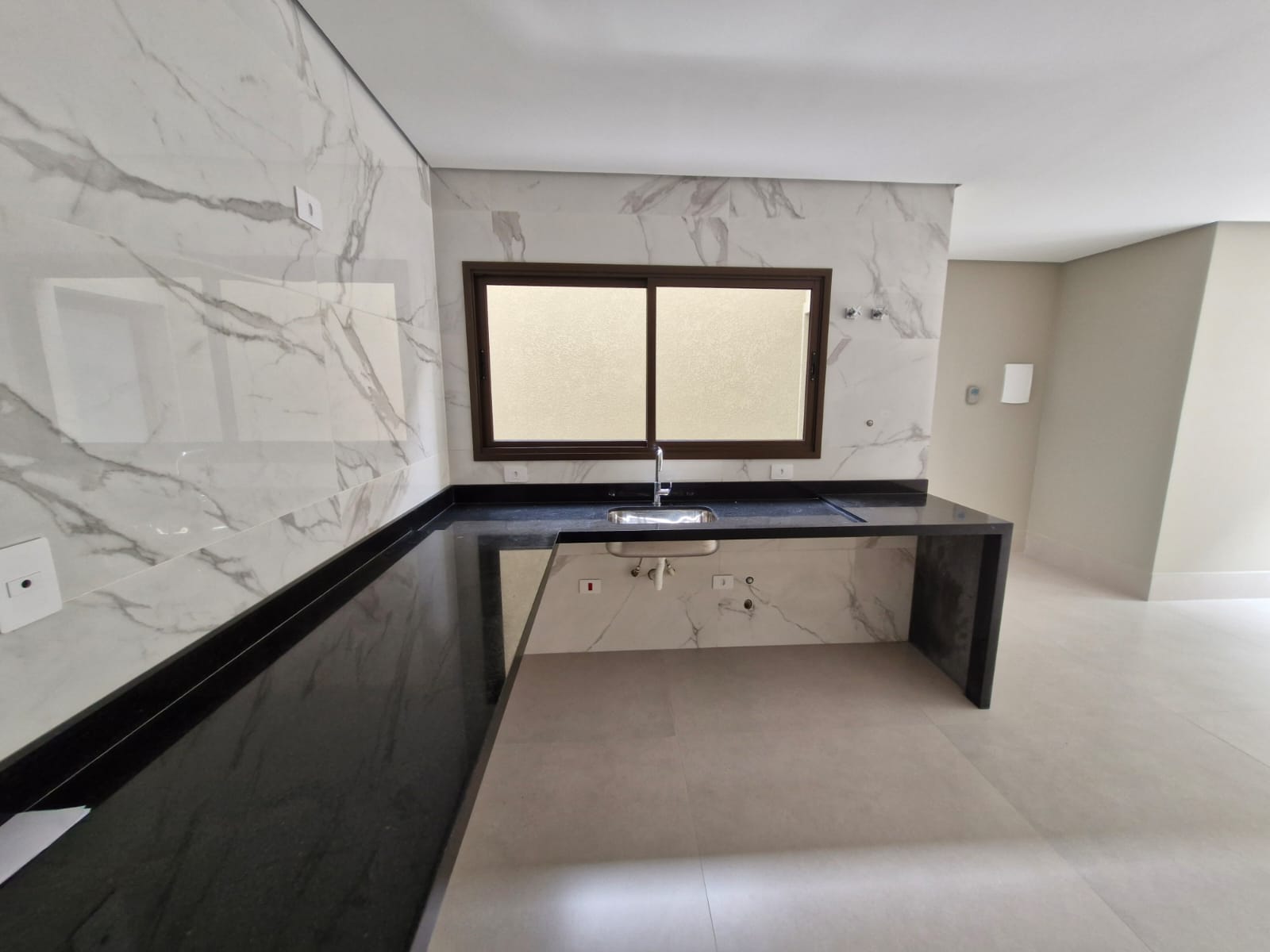Imagem Sobrado com 4 Quartos à Venda, 189 m²em Parque São Domingos - São Paulo Imagem Sobrado com 4 Quartos à Venda, 189 m²em Parque São Domingos - São Paulo