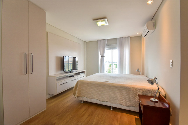 Imagem Cobertura com 3 Quartos à Venda, 185 m² em Bacacheri - Curitiba Imagem Cobertura com 3 Quartos à Venda, 185 m² em Bacacheri - Curitiba