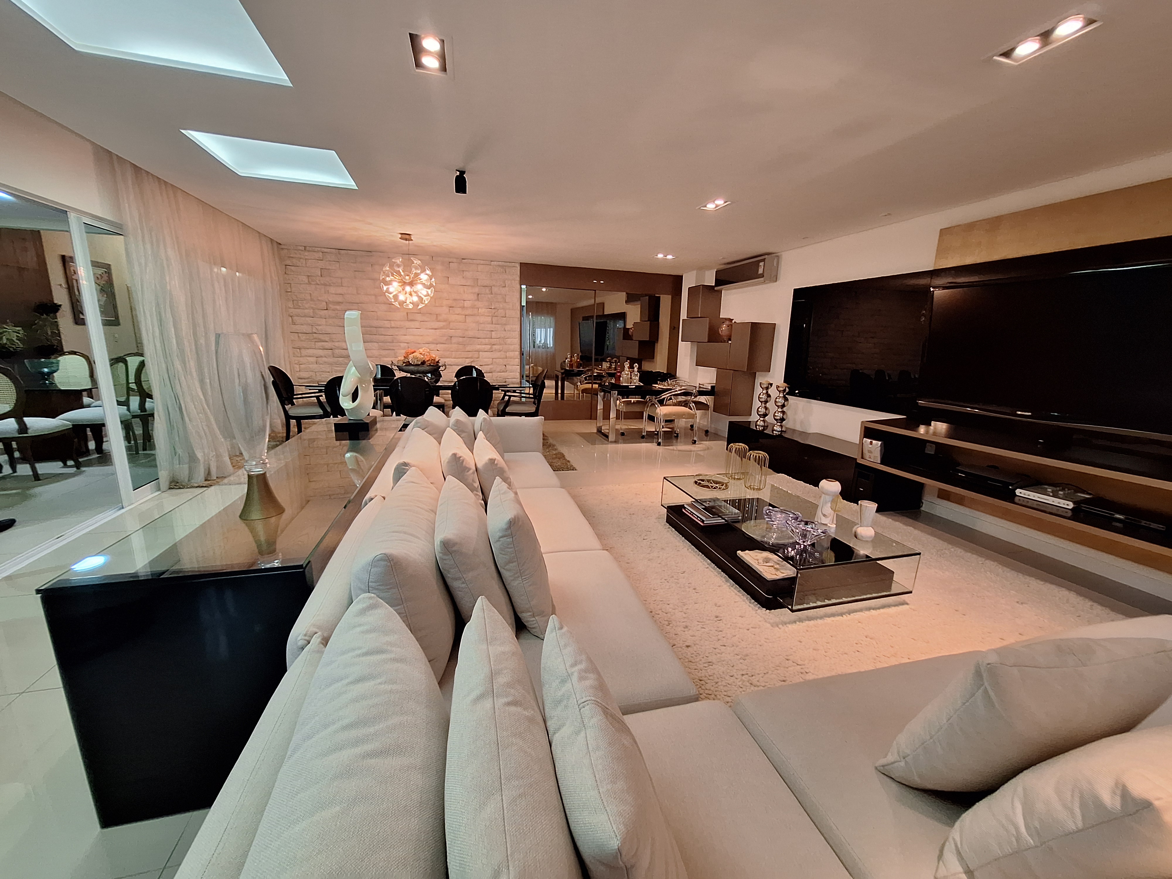 Imagem Casa de Condomínio com 4 Quartos à Venda, 242 m²em De Lourdes - Fortaleza Imagem Casa de Condomínio com 4 Quartos à Venda, 242 m²em De Lourdes - Fortaleza