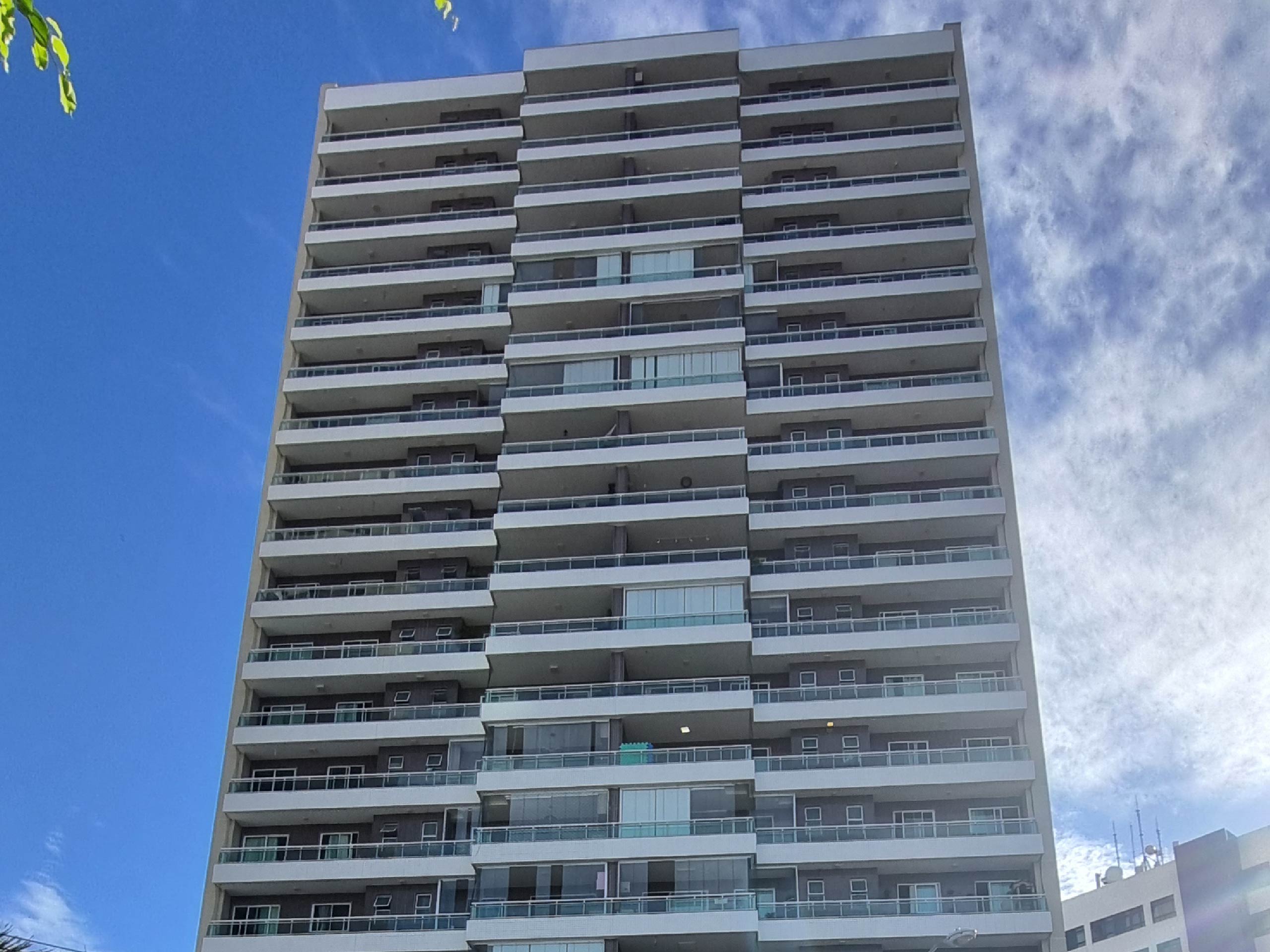 Imagem Apartamento com 3 Quartos à Venda, 146 m²em Guararapes - Fortaleza