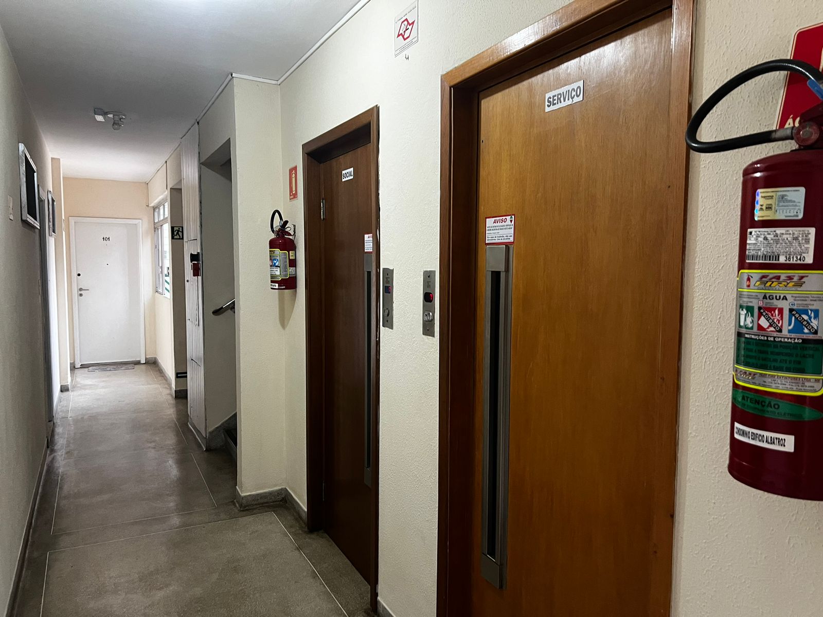 Imagem Apartamento com 1 Quarto à Venda, 40 m²em Tupi - Praia Grande