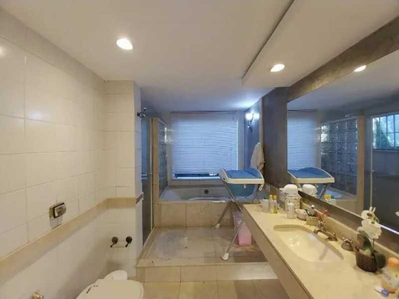 Imagem Casa de Condomínio com 6 Quartos à Venda, 300 m²em Largo da Batalha - Niterói Imagem Casa de Condomínio com 6 Quartos à Venda, 300 m²em Largo da Batalha - Niterói