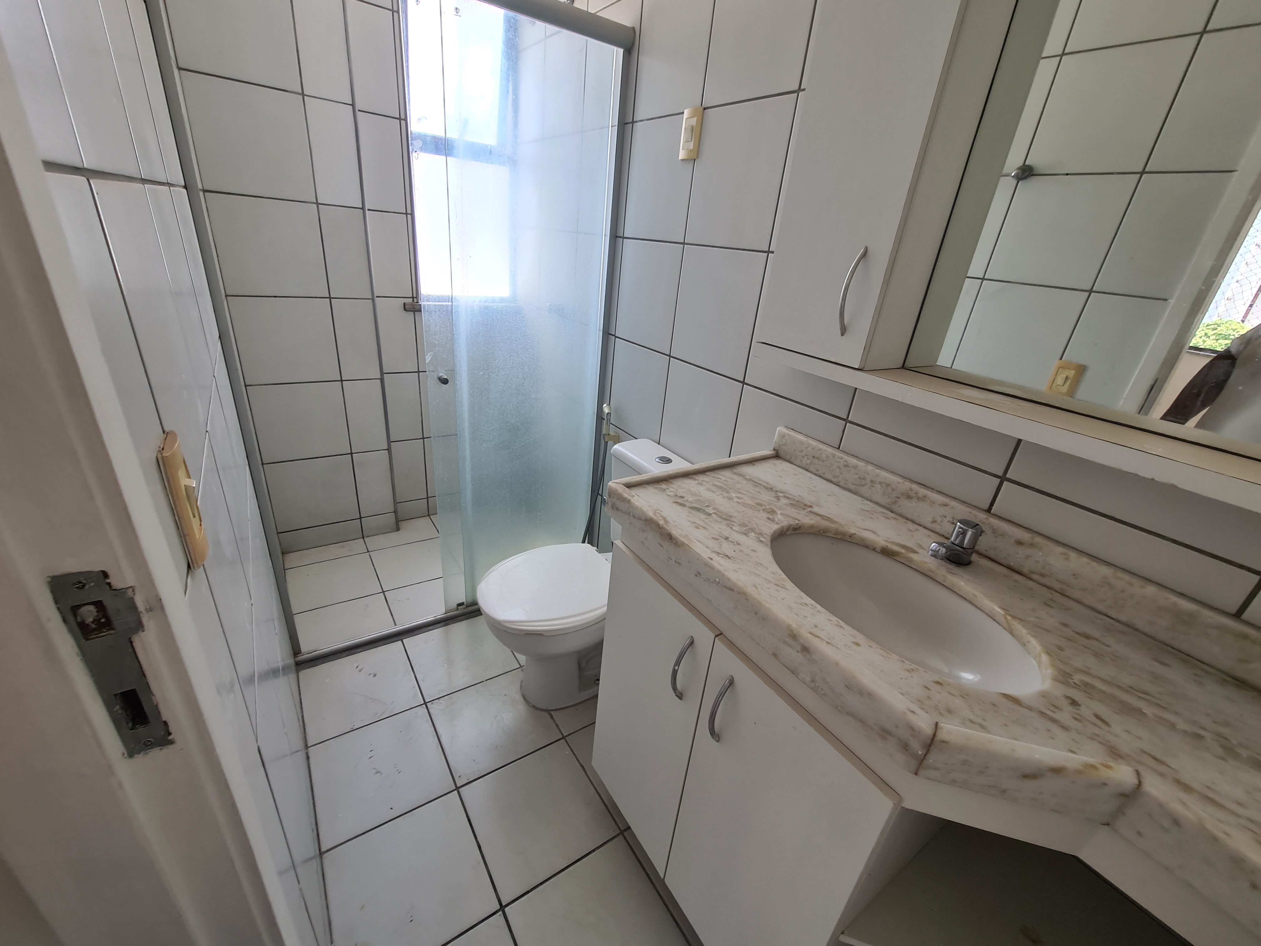 Imagem Apartamento com 3 Quartos para Alugar, 83 m²em Meireles - Fortaleza