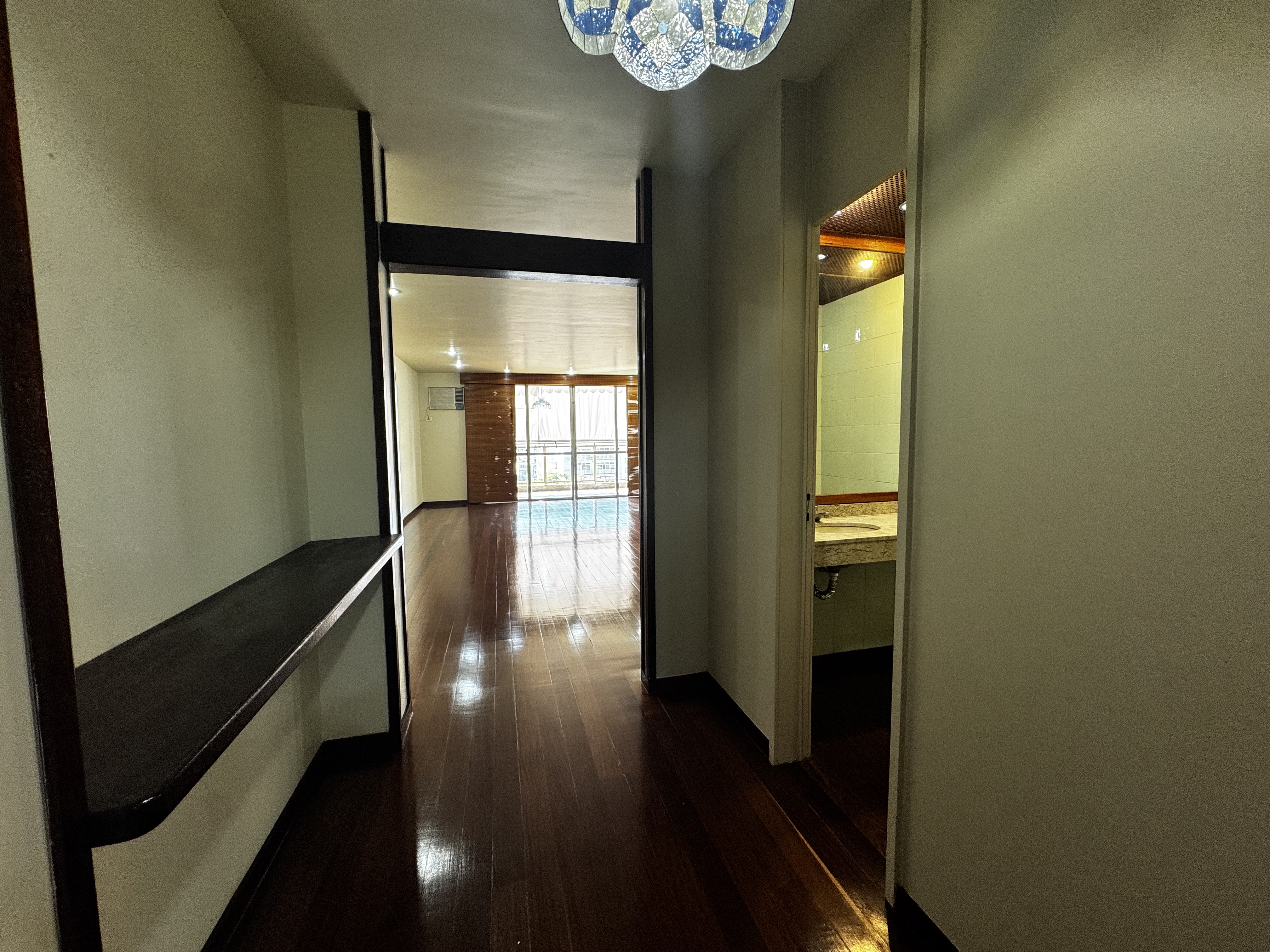 Imagem Apartamento com 3 Quartos à Venda, 150 m² em Laranjeiras - Rio de Janeiro Imagem Apartamento com 3 Quartos à Venda, 150 m² em Laranjeiras - Rio de Janeiro