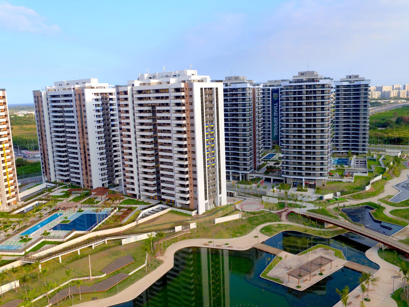 Imagem Apartamento com 2 Quartos à Venda, 86 m² em Barra Olímpica - Rio de Janeiro Imagem Apartamento com 2 Quartos à Venda, 86 m² em Barra Olímpica - Rio de Janeiro