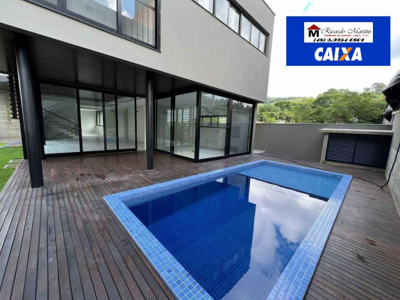 Imagem Casa com 4 Quartos à Venda, 407 m²em Mina Brasil - Criciúma Imagem Casa com 4 Quartos à Venda, 407 m²em Mina Brasil - Criciúma