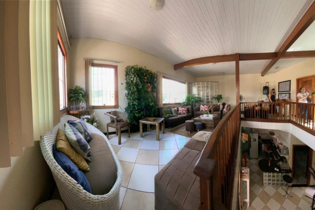 Imagem Casa com 3 Quartos à Venda, 1 m² em Jurunas - Belém