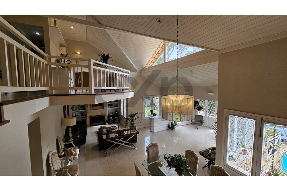 Imagem Casa de Condomínio com 4 Quartos à Venda, 285 m² em Itaipava - Petrópolis