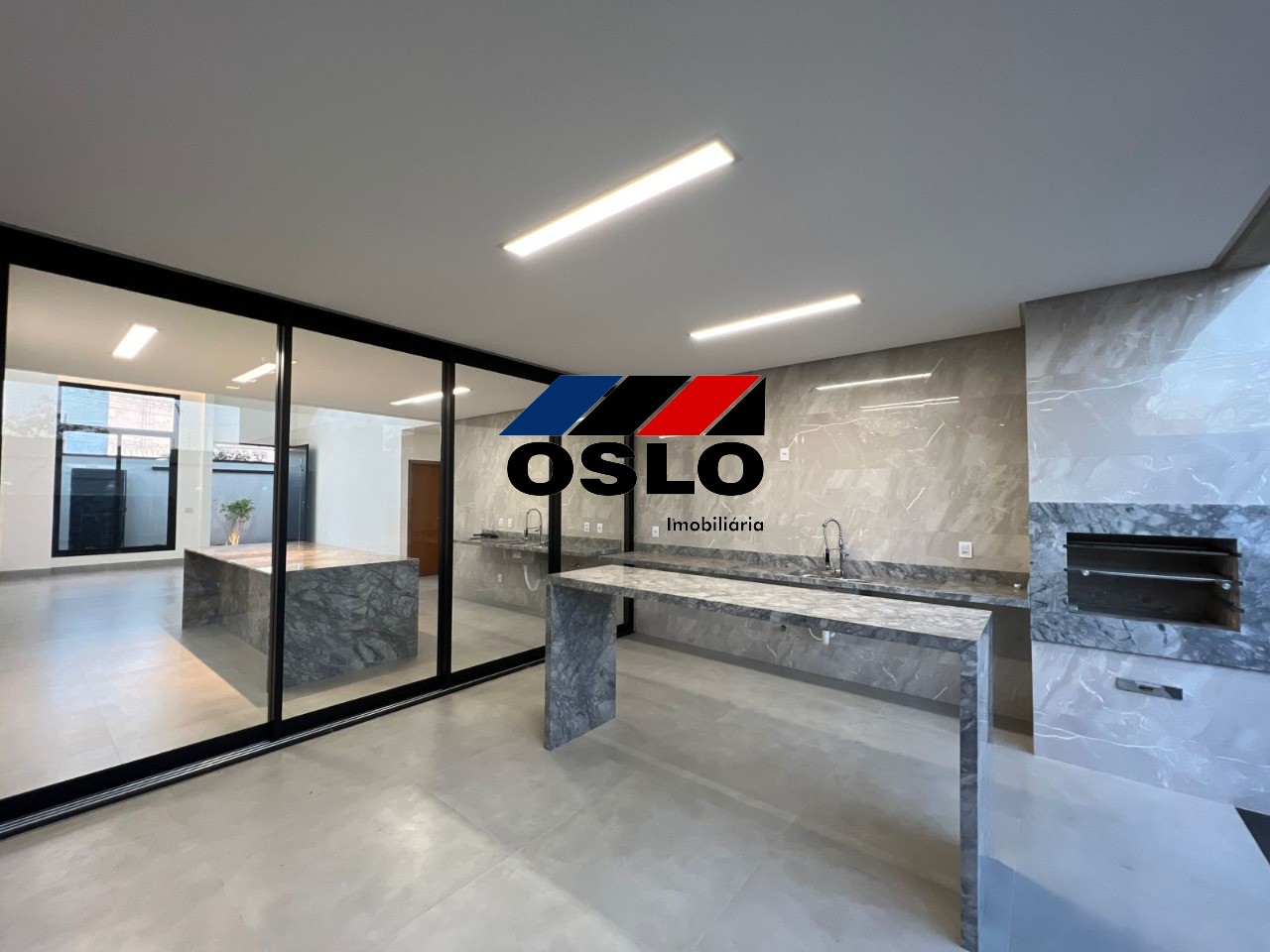 Imagem Casa com 4 Quartos à Venda, 192 m²em Moinho dos Ventos - Goiânia