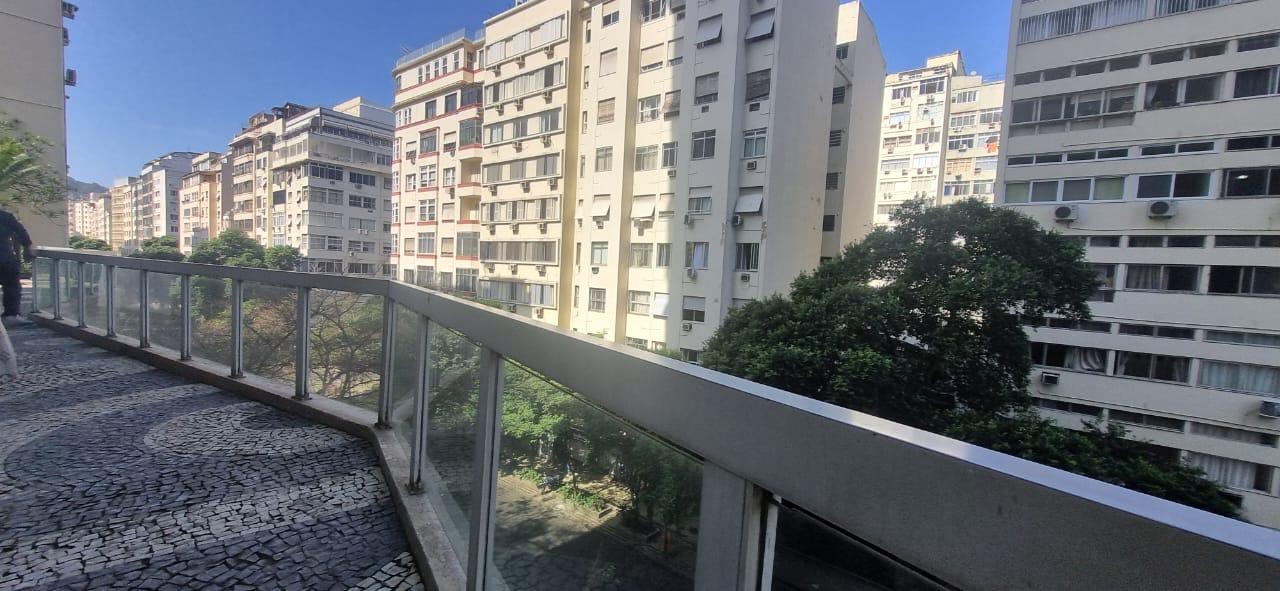 Imagem Apartamento com 1 Quarto à Venda, 50 m²em Copacabana - Rio de Janeiro Imagem Apartamento com 1 Quarto à Venda, 50 m²em Copacabana - Rio de Janeiro
