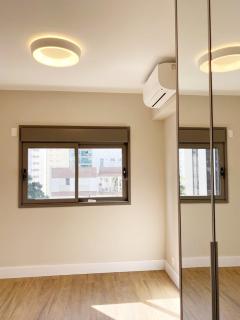Imagem Apartamento com 3 Quartos à Venda, 195 m²em Campo Belo - São Paulo