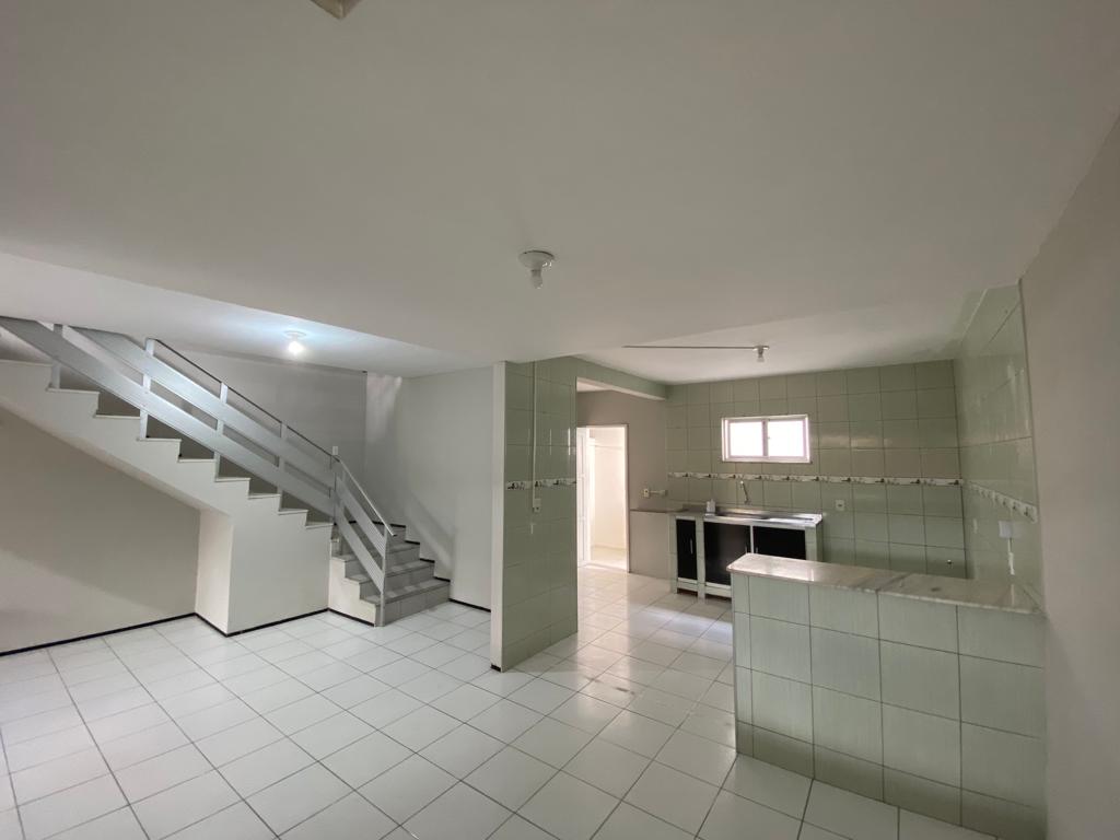 Imagem Casa com 3 Quartos à Venda, 158 m²em Demócrito Rocha - Fortaleza