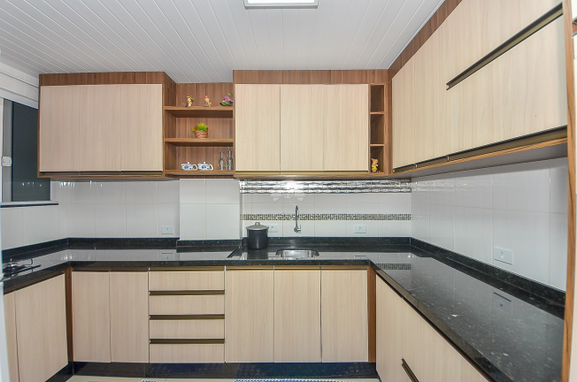 Imagem Casa com 2 Quartos à Venda, 68 m² em Ganchinho - Curitiba