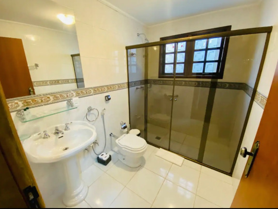 Imagem Casa com 3 Quartos à Venda, 1.000 m² em Capivari - Campos do Jordão