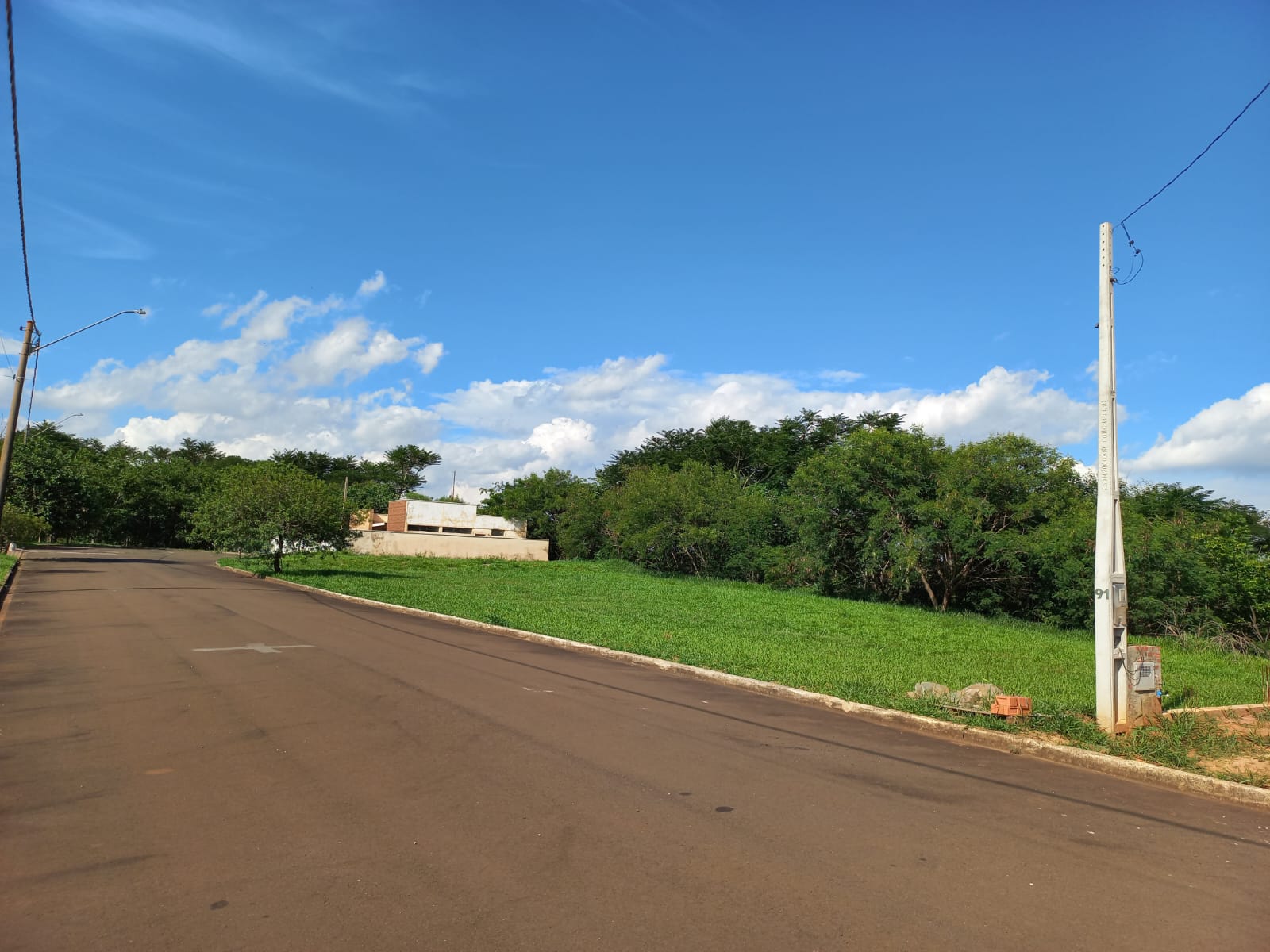 Imagem Terreno à Venda, 312 m² em Residencial Vitório Cezarino - RIO DAS PEDRAS Imagem Terreno à Venda, 312 m² em Residencial Vitório Cezarino - RIO DAS PEDRAS