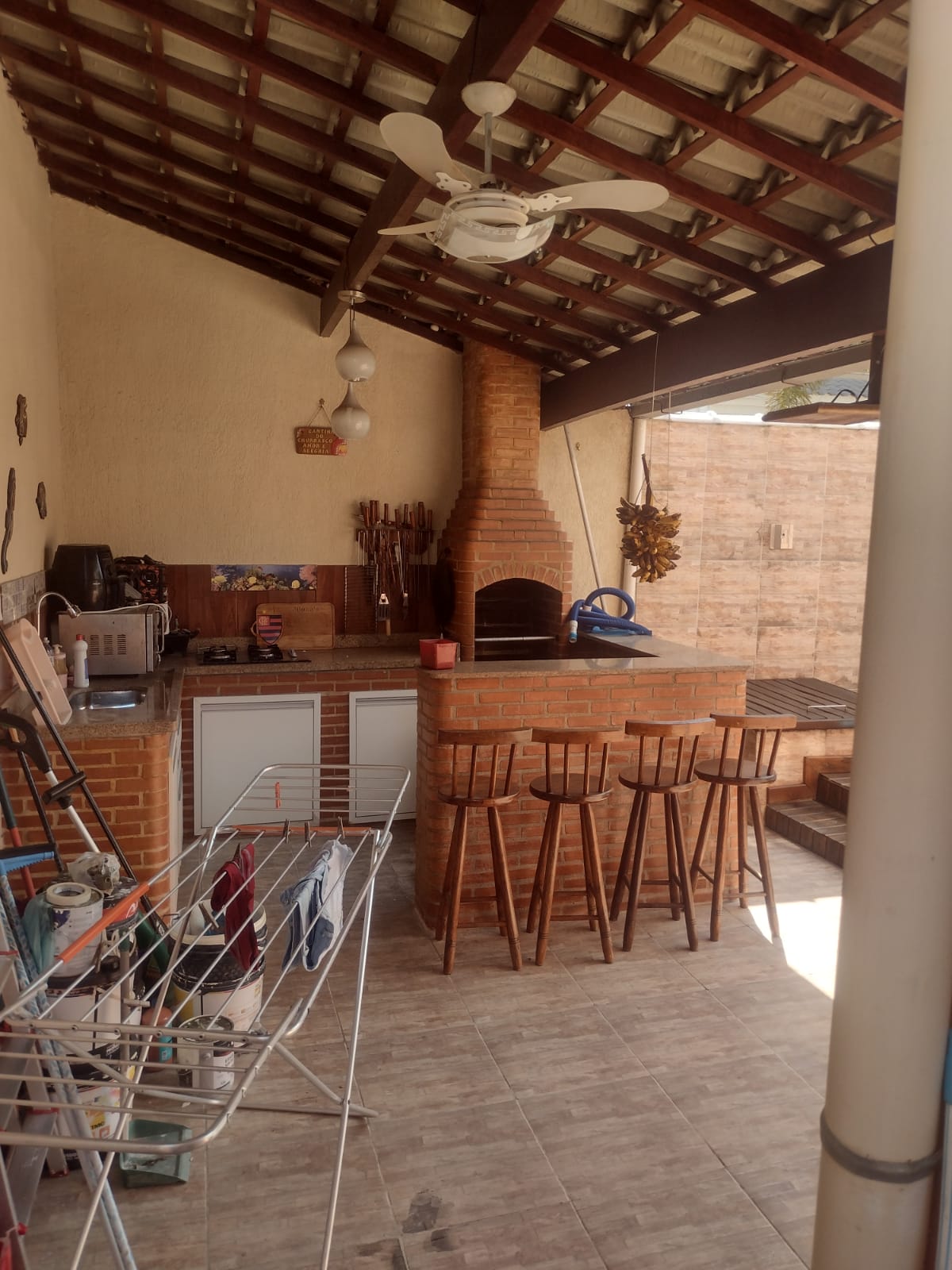 Imagem Casa de Condomínio com 3 Quartos à Venda ou Locação, 160 m² em Campo Grande - Rio de Janeiro Imagem Casa de Condomínio com 3 Quartos à Venda ou Locação, 160 m² em Campo Grande - Rio de Janeiro