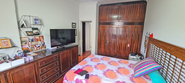 Imagem Apartamento com 3 Quartos à Venda, 140 m² em Icaraí - Niterói