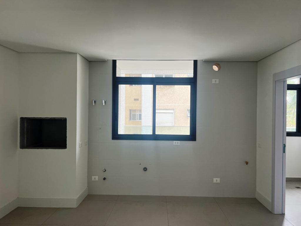 Imagem Apartamento com 3 Quartos à Venda, 183 m² em Hugo Lange - Curitiba