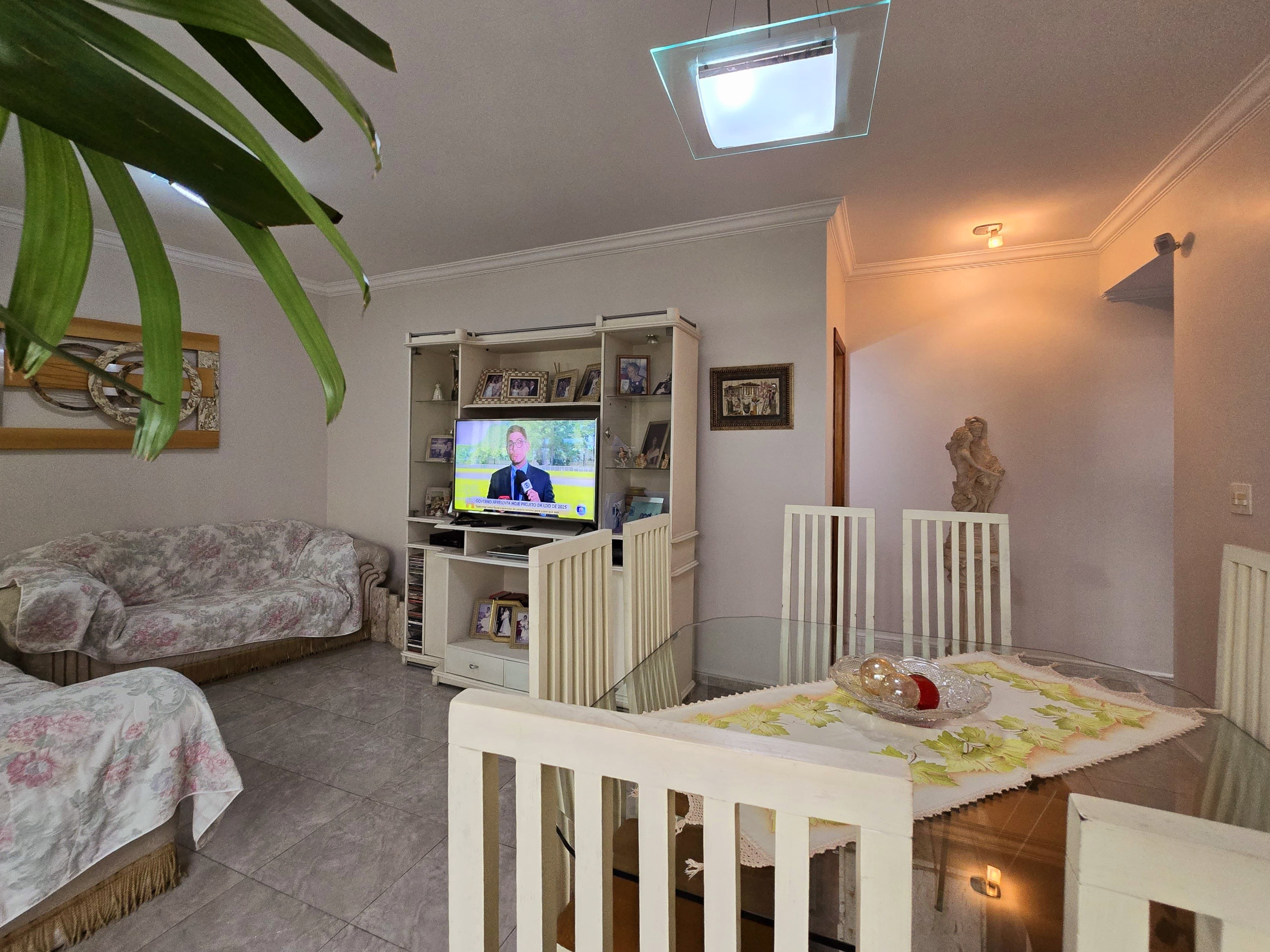 Imagem Sobrado com 3 Quartos à Venda, 120 m²em Embaré - Santos