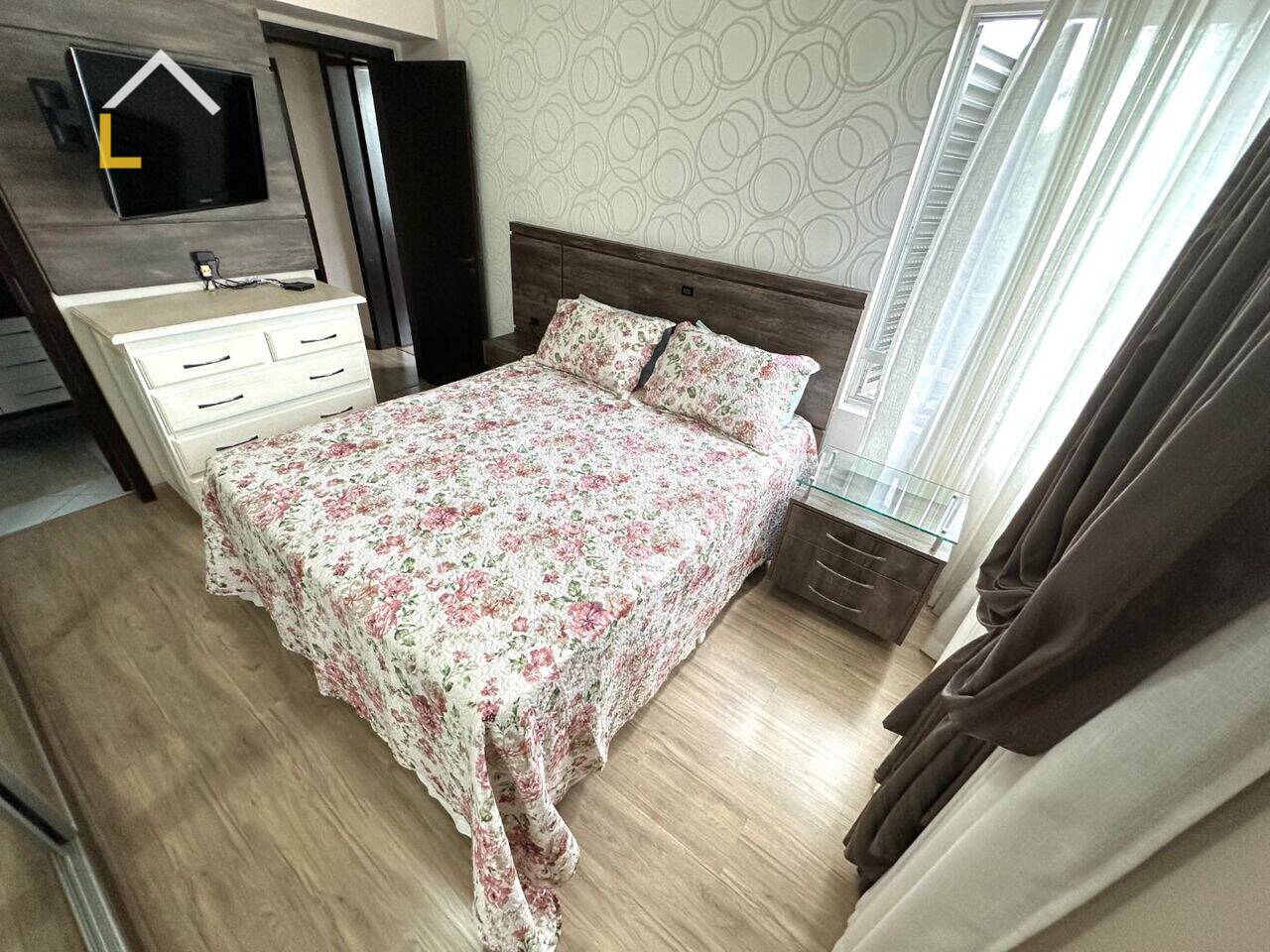 Imagem Apartamento com 3 Quartos à Venda, 129 m²em CENTRO - Joinville Imagem Apartamento com 3 Quartos à Venda, 129 m²em CENTRO - Joinville