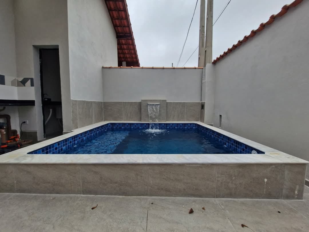 Imagem Casa com 2 Quartos à Venda, 5.895 m² em LOTI - Itanhaém