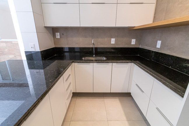 Imagem Casa de Vila com 4 Quartos à Venda, 234 m² em Catete - Rio de Janeiro