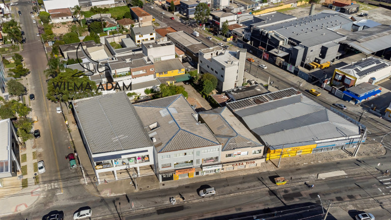 Imagem Imóvel Comercial à Venda, 751 m²em Novo Mundo - Curitiba Imagem Imóvel Comercial à Venda, 751 m²em Novo Mundo - Curitiba
