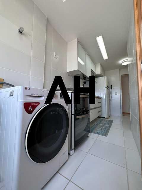 Imagem Apartamento com 2 Quartos à Venda, 80 m²em Camboinhas - Niterói Imagem Apartamento com 2 Quartos à Venda, 80 m²em Camboinhas - Niterói
