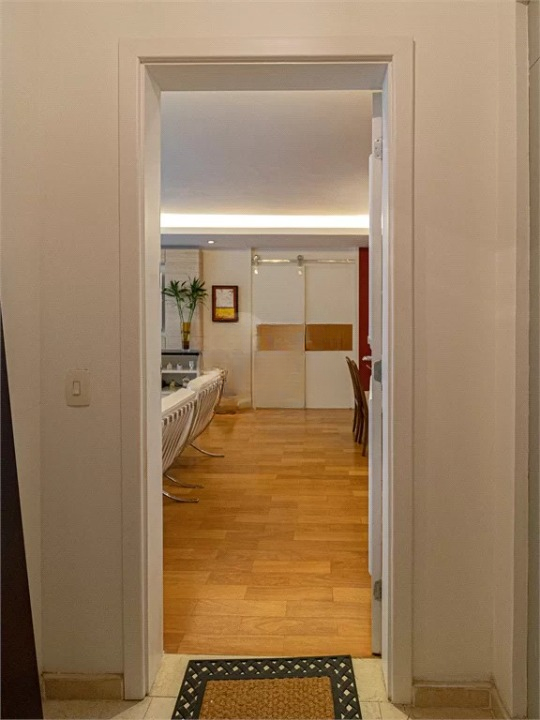 Imagem Apartamento com 3 Quartos à Venda, 161 m²em Vila Nova Conceição - São Paulo