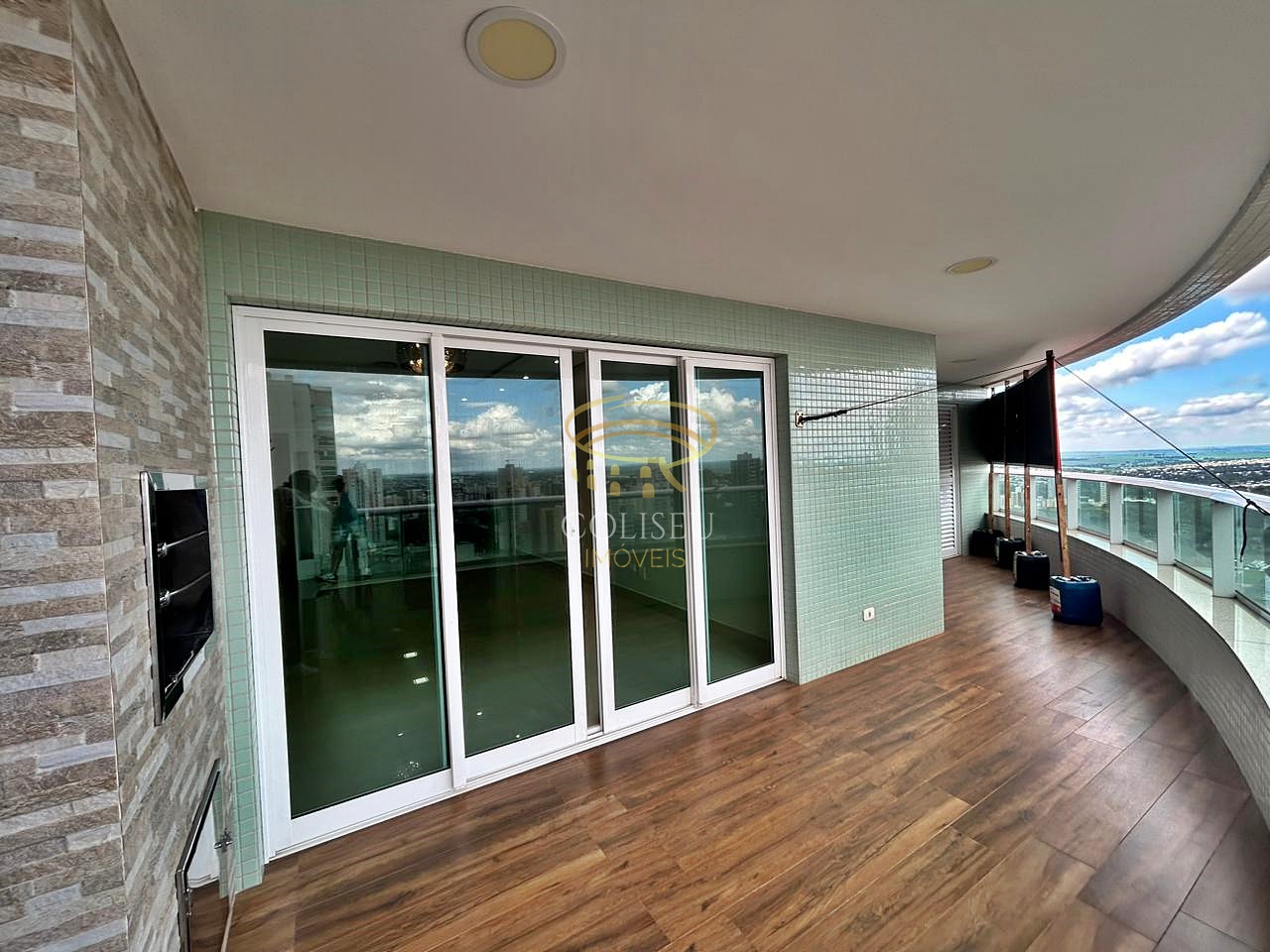 Imagem Apartamento com 3 Quartos à Venda, 147 m²em Zona Armazém - Maringá Imagem Apartamento com 3 Quartos à Venda, 147 m²em Zona Armazém - Maringá