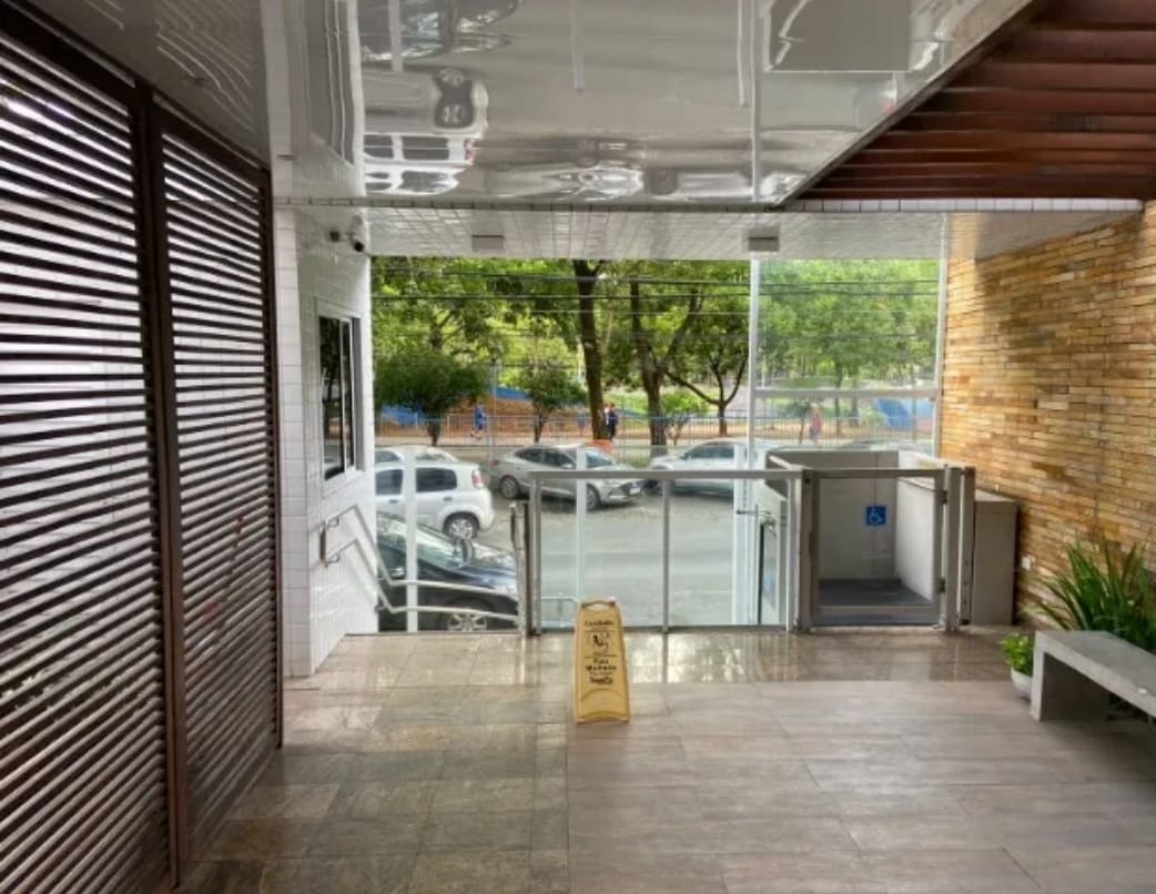 Imagem Apartamento com 2 Quartos à Venda, 75 m²em Graças - Recife