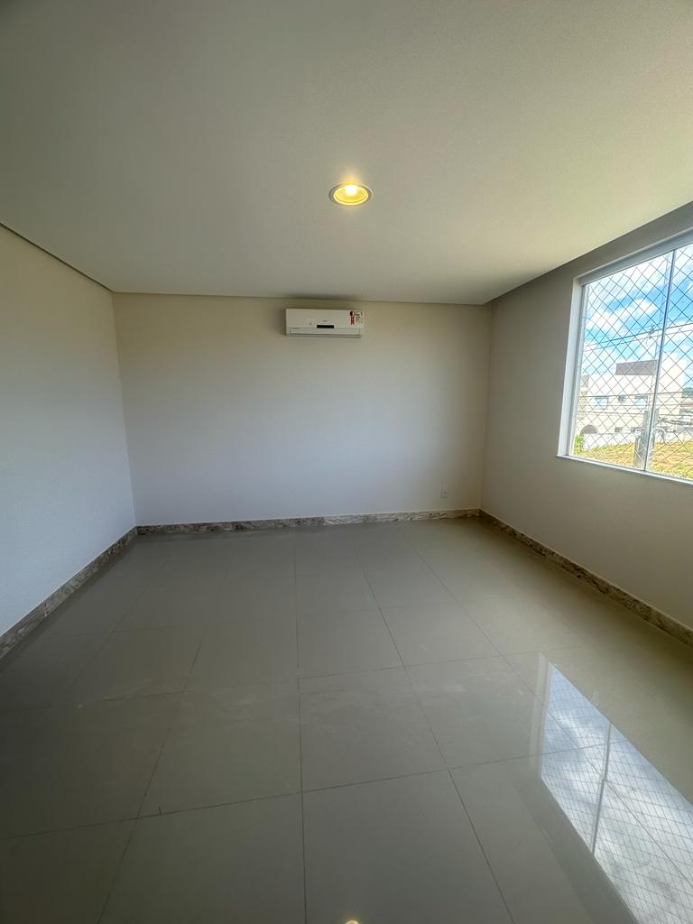 Imagem Casa de Condomínio com 5 Quartos à Venda ou Locação, 320 m²em Alphaville (Abrantes) - Camaçari