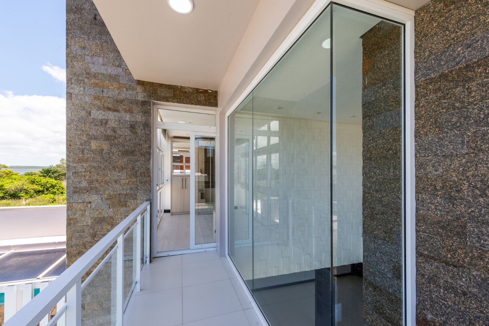 Imagem Casa de Condomínio com 4 Quartos à Venda, 214 m²em centro - Tramandaí