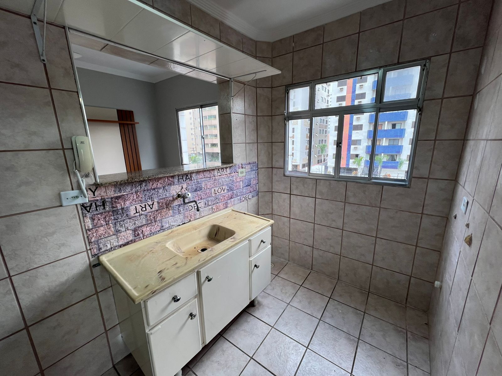 Imagem Apartamento com 1 Quarto à Venda, 40 m² em Tupi - Praia Grande