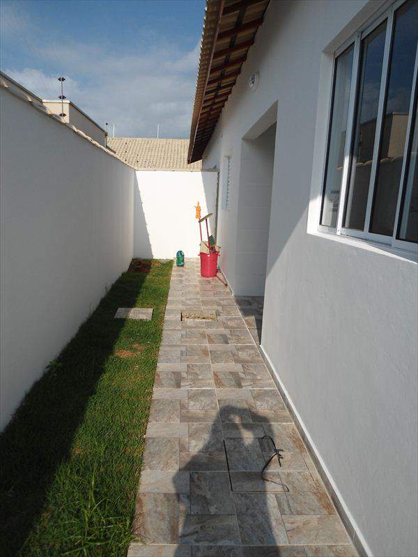 Imagem Casa com 2 Quartos à Venda, 75 m² em Tupy - Itanhaém Imagem Casa com 2 Quartos à Venda, 75 m² em Tupy - Itanhaém