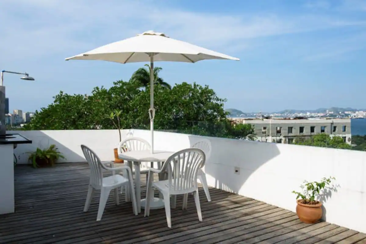 Imagem Casa com 4 Quartos à Venda, 256 m²em Glória - Rio de Janeiro Imagem Casa com 4 Quartos à Venda, 256 m²em Glória - Rio de Janeiro