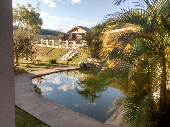 Imagem Chácara com 1 Quarto à Venda, 180 m² em Pouso Alegre - Santa Isabel Imagem Chácara com 1 Quarto à Venda, 180 m² em Pouso Alegre - Santa Isabel