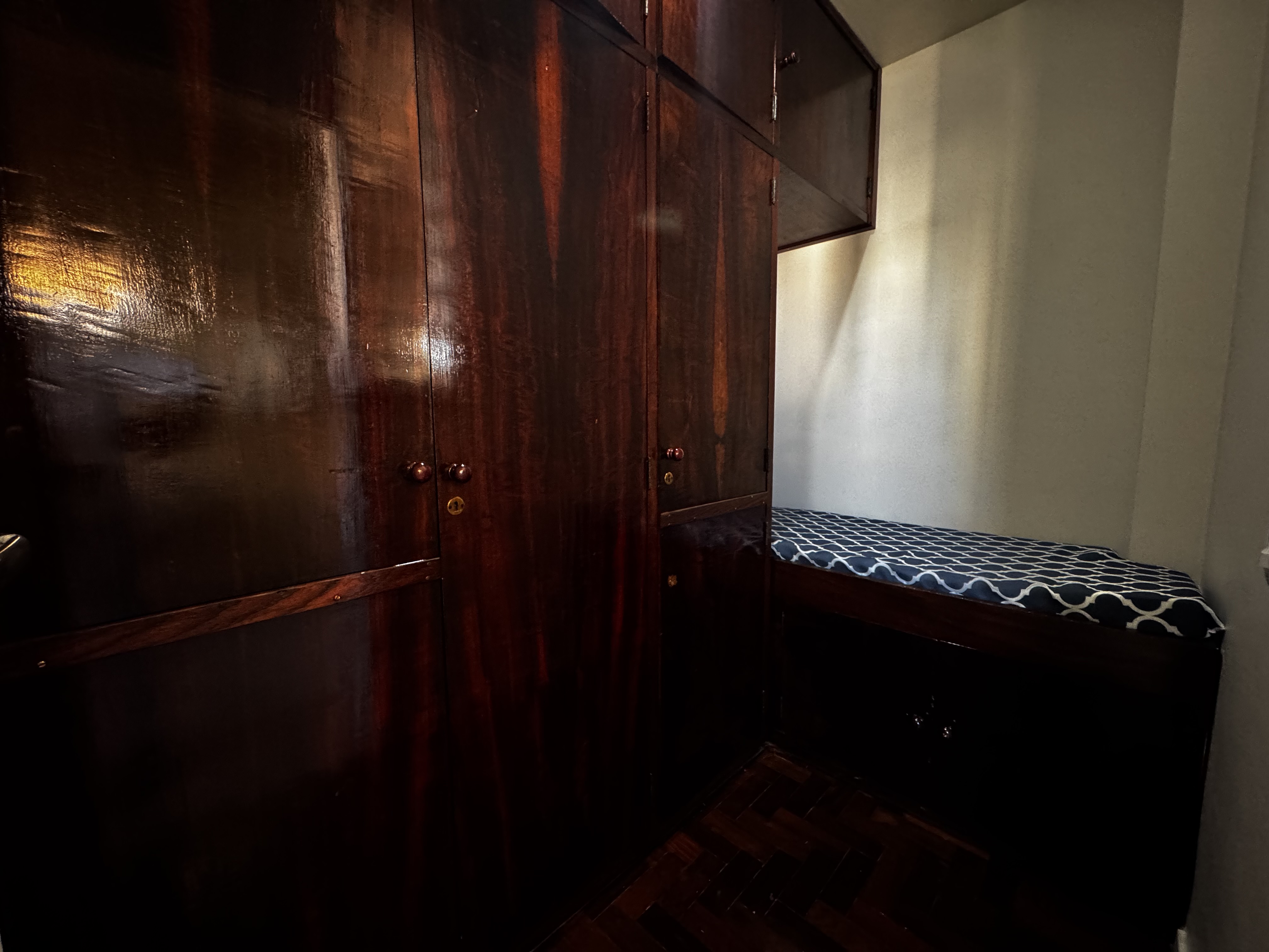 Imagem Apartamento com 3 Quartos à Venda, 150 m² em Laranjeiras - Rio de Janeiro Imagem Apartamento com 3 Quartos à Venda, 150 m² em Laranjeiras - Rio de Janeiro