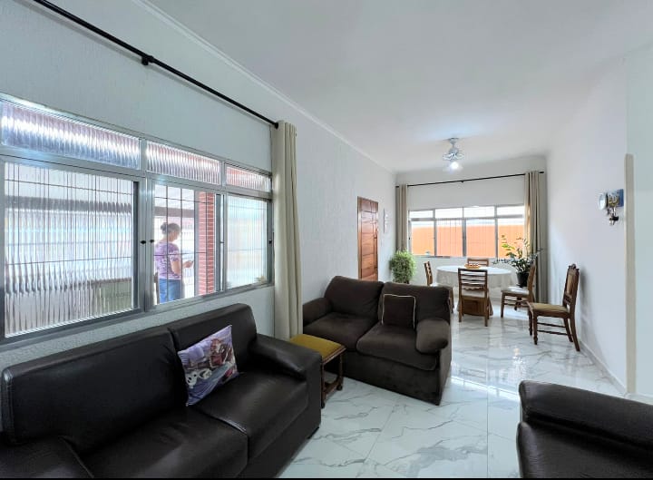 Imagem Casa com 3 Quartos à Venda, 165 m² em Caiçara - Praia Grande Imagem Casa com 3 Quartos à Venda, 165 m² em Caiçara - Praia Grande