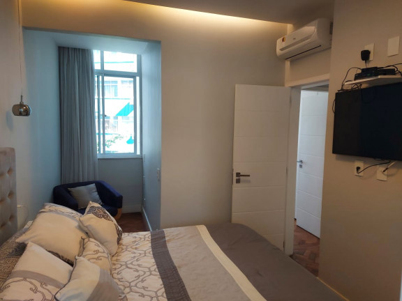 Imagem Apartamento com 3 Quartos à Venda, 105 m² em Copacabana - Rio de Janeiro