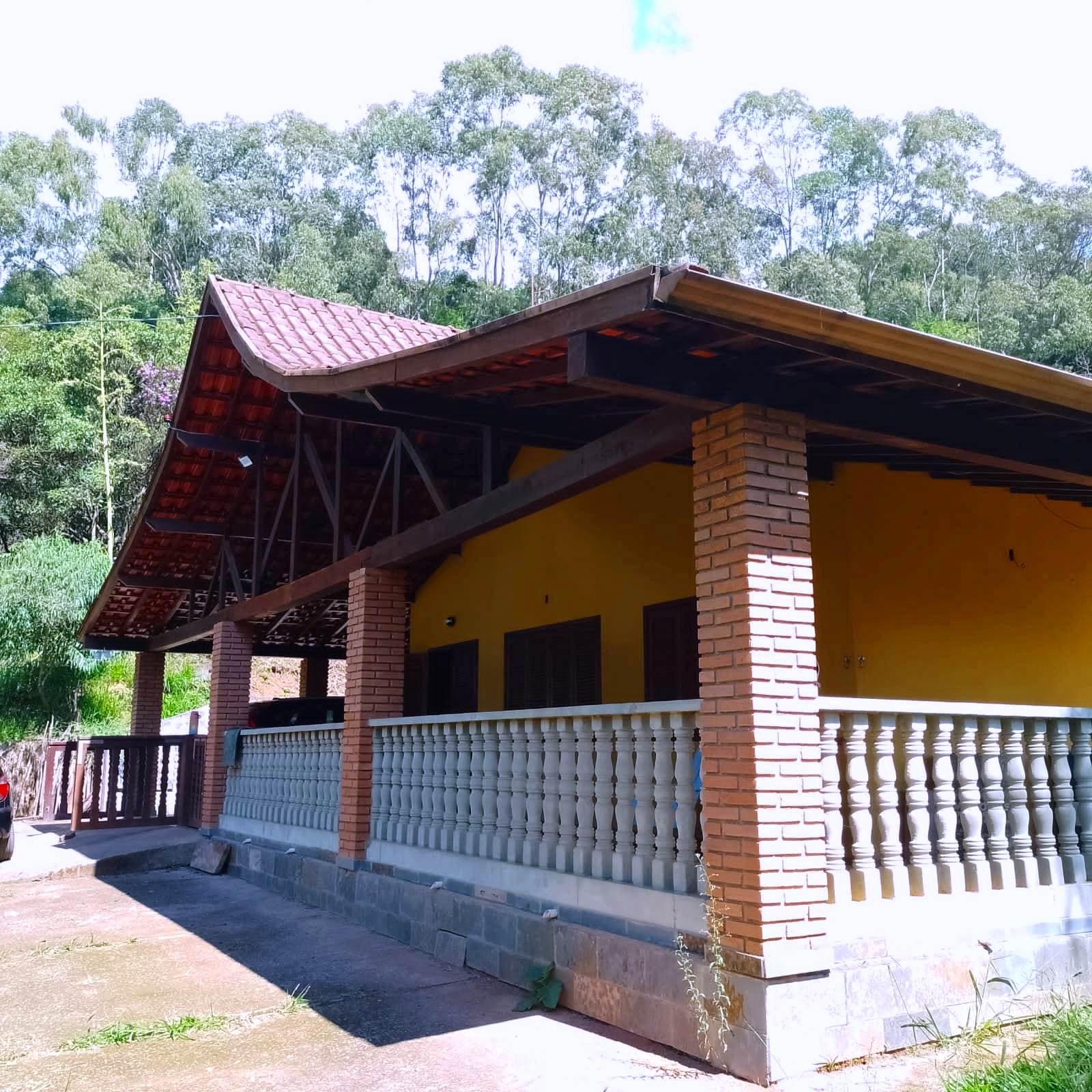 Imagem Chácara com 3 Quartos à Venda, 220 m² em Colinas - Poços de Caldas