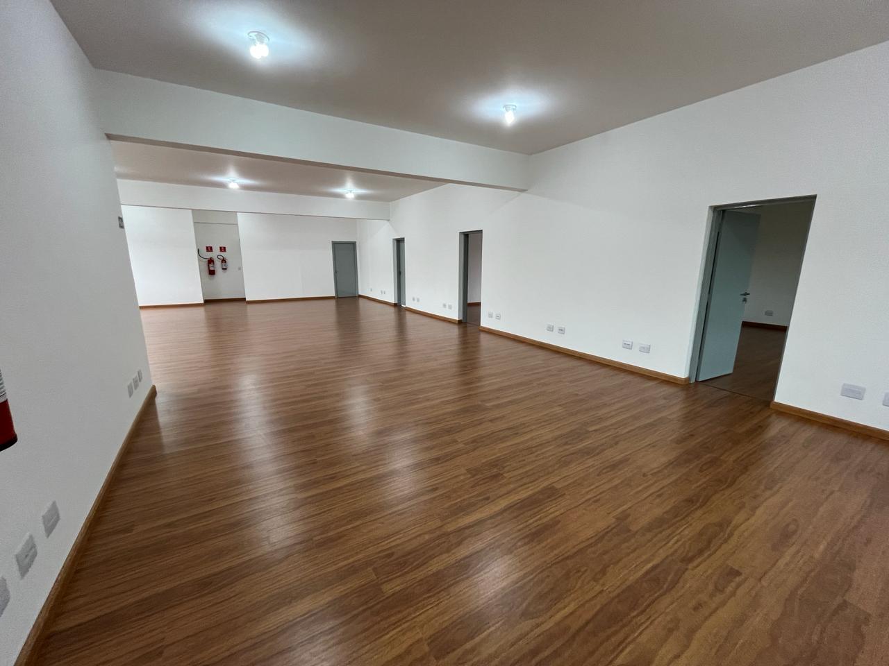 Imagem Imóvel Comercial para Alugar, 1.031 m² em - Imagem Imóvel Comercial para Alugar, 1.031 m² em -