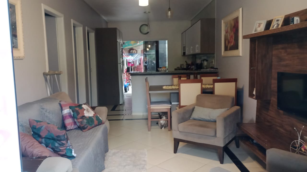 Imagem Casa com 2 Quartos à Venda, 200 m²em Itacolomi - Balneário Piçarras Imagem Casa com 2 Quartos à Venda, 200 m²em Itacolomi - Balneário Piçarras