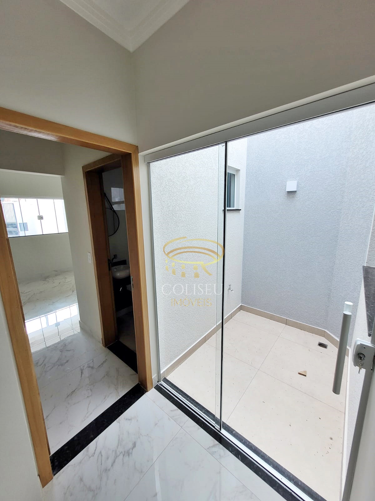 Imagem Casa com 3 Quartos à Venda, 104 m²em Jardim Novo Oásis - Maringá Imagem Casa com 3 Quartos à Venda, 104 m²em Jardim Novo Oásis - Maringá