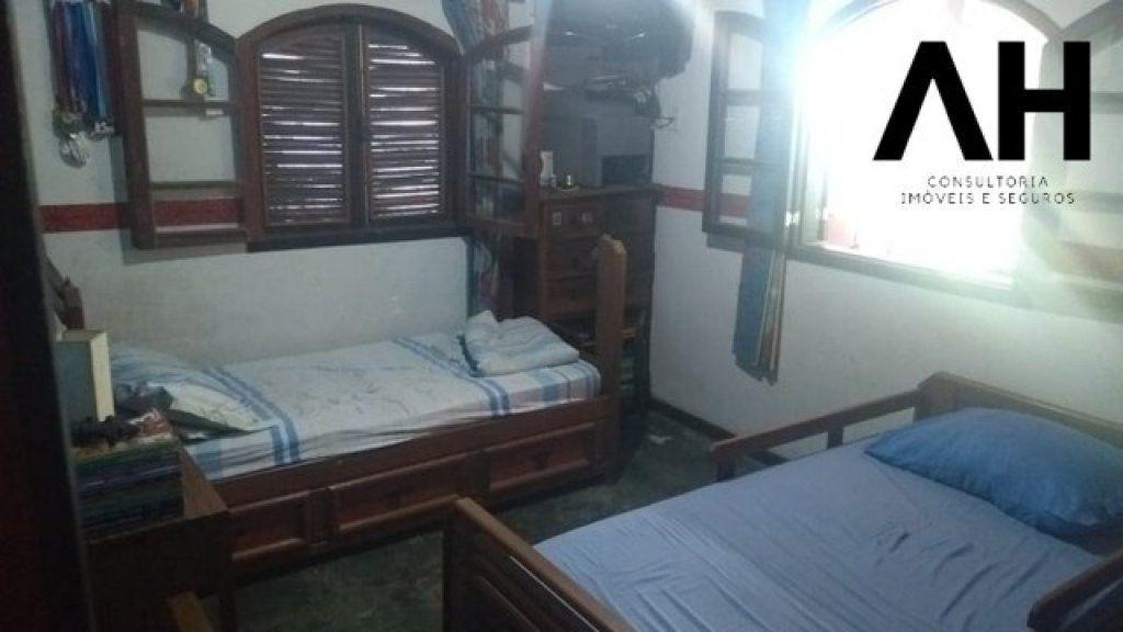 Imagem Casa com 3 Quartos à Venda, 350 m²em Piratininga - Niterói