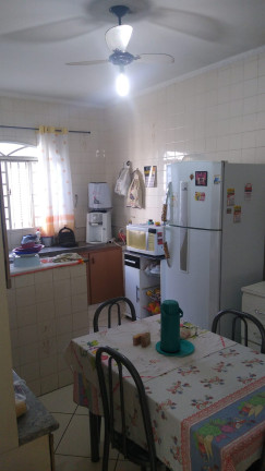 Imagem Casa com 4 Quartos à Venda, 192 m² em Parque Industrial - Araçatuba Imagem Casa com 4 Quartos à Venda, 192 m² em Parque Industrial - Araçatuba