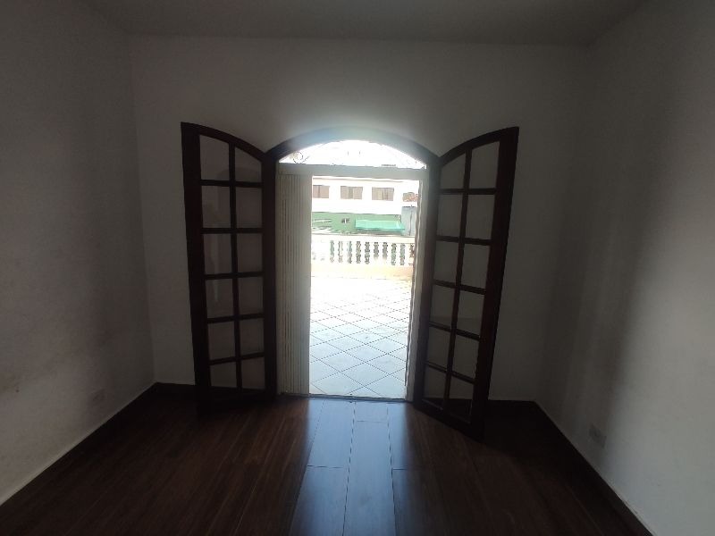 Imagem Casa com 3 Quartos para Alugar, 300 m²em Vila Clarice - São Paulo Imagem Casa com 3 Quartos para Alugar, 300 m²em Vila Clarice - São Paulo